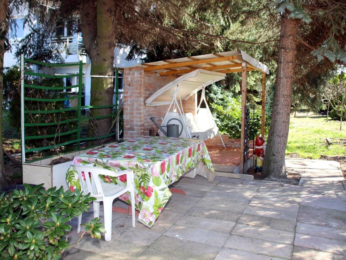Bungalow Gartenidyll In Берлин Екстериор снимка